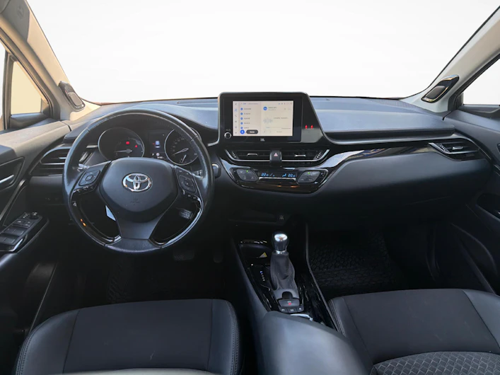 image du véhicule TOYOTA C-HR