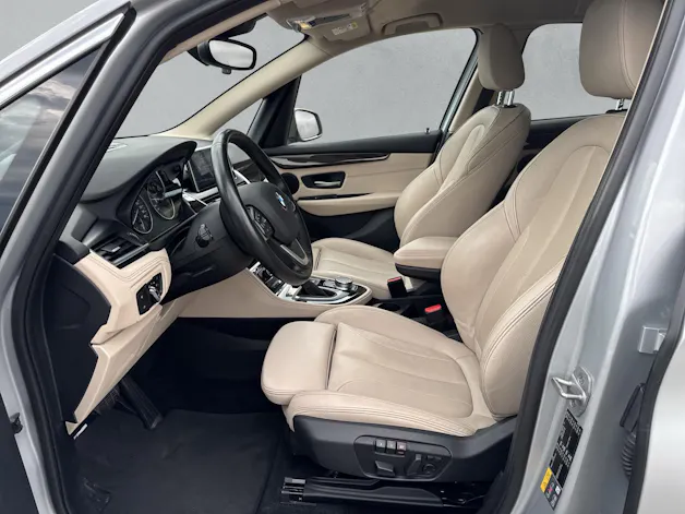 BMW 225xe Active Tourer Luxury Line F45 (CH)