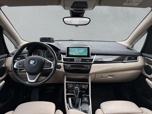 BMW 225xe Active Tourer Luxury Line F45 (CH)