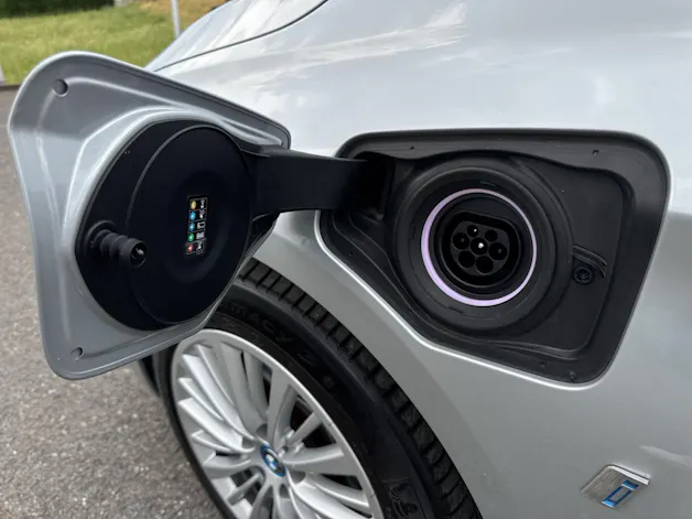 BMW 225xe Active Tourer Luxury Line F45 (CH)
