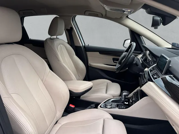 BMW 225xe Active Tourer Luxury Line F45 (CH)