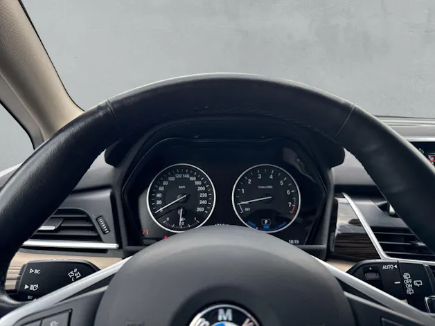 BMW 225xe Active Tourer Luxury Line F45 (CH)