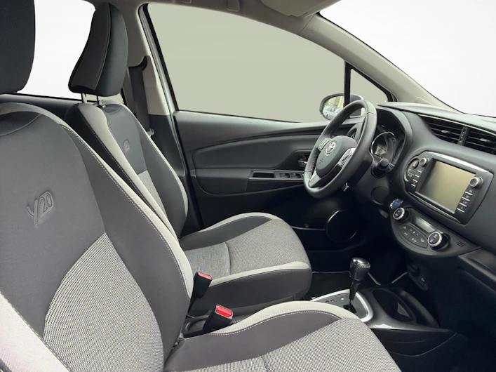 Fahrzeugbild TOYOTA YARIS