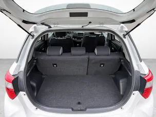 Toyota Yaris 1.5 VVT-i HSD Trend