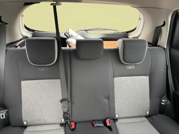 Fahrzeugbild TOYOTA YARIS