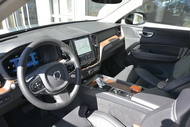 Volvo XC60 2.0 T8 TE XCENTRIC eAWD