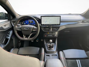 https://vehicle.imgix.net/4316143/35c6806c-f664-4a5f-a8e9-90ac50d9799c.jpg