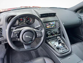 https://vehicle.imgix.net/4316163/14e31e0c-8b06-4b41-bbfd-cb6d867a1aea.jpg
