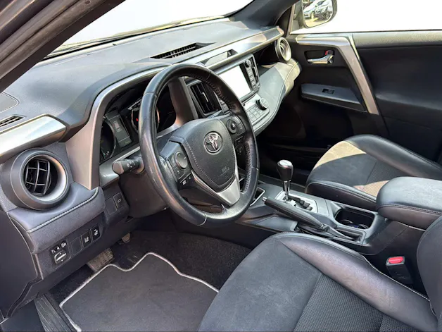 Toyota RAV4 2.5 HSD Style