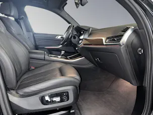 BMW X5 M50i xDrive