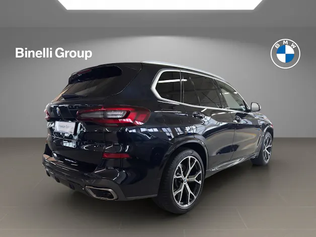 BMW X5 M50i xDrive