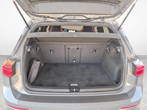 Fahrzeugbild VW Golf VIII 2.0 TSI GTI DSG / ab 3,99% Leasing bei Abschluss einer Protect Autoversicherung