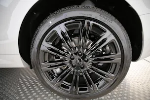Land Rover Range Rover Sport 3.0 I6 P460e SE Dynamic