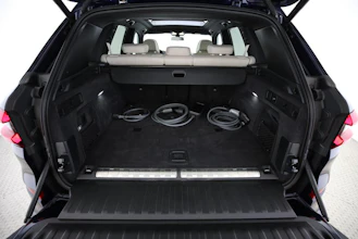 https://vehicle.imgix.net/4316462/c8a18bb7-c534-4c4c-b174-4e2039a998e7.jpg
