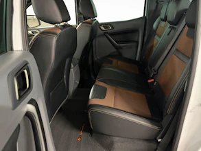https://vehicle.imgix.net/4316497/c70f9dd1-c9dd-432c-a71d-641788bc6f2e.jpg