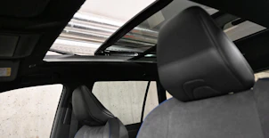 Fahrzeugbild SUZUKI Across 2.5 PHEV Compact Top 4x4