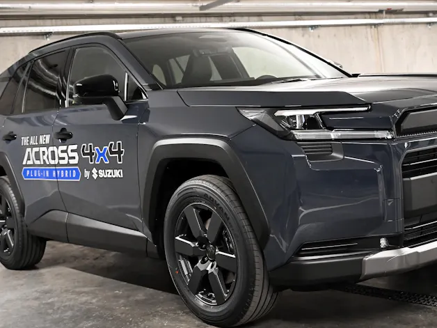 Suzuki Across 2.5 PHEV Compact Top 4x4