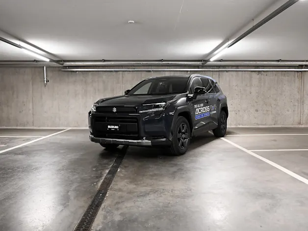 Suzuki Across 2.5 PHEV Compact Top 4x4