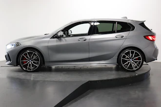 https://vehicle.imgix.net/4316515/2f7a5af7-749a-449d-b08f-37557fc32575.JPG