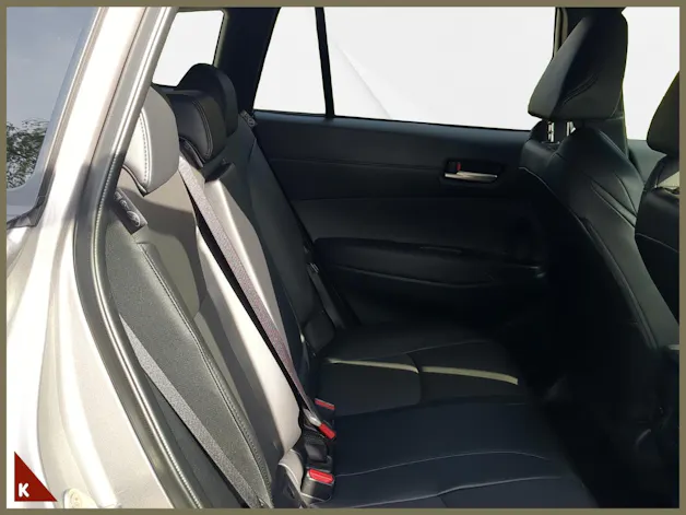 Toyota Corolla Cross 2.0 HSD Premium AWD-i