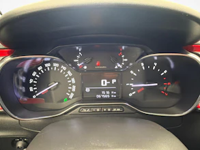 https://vehicle.imgix.net/4316561/fd1d1577-7513-47f3-9e53-e09eca1b19ac.jpg