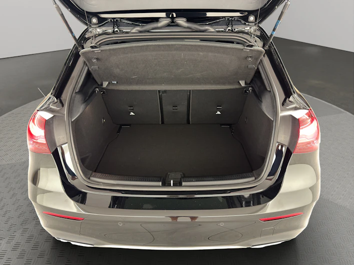 immagine del veicolo MERCEDES-BENZ A 180