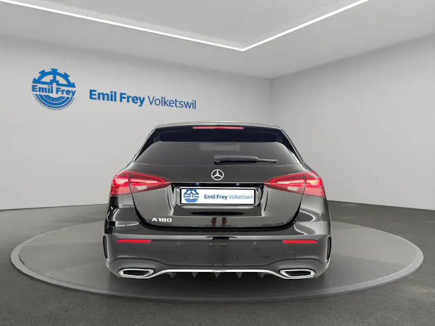 Mercedes-Benz A 180 AMG Line