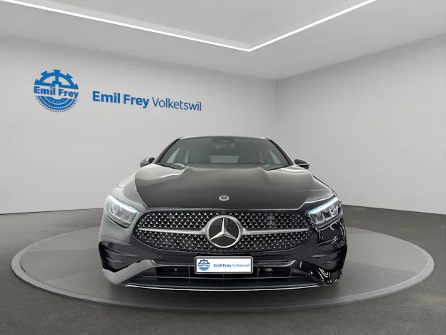 Mercedes-Benz A 180 AMG Line