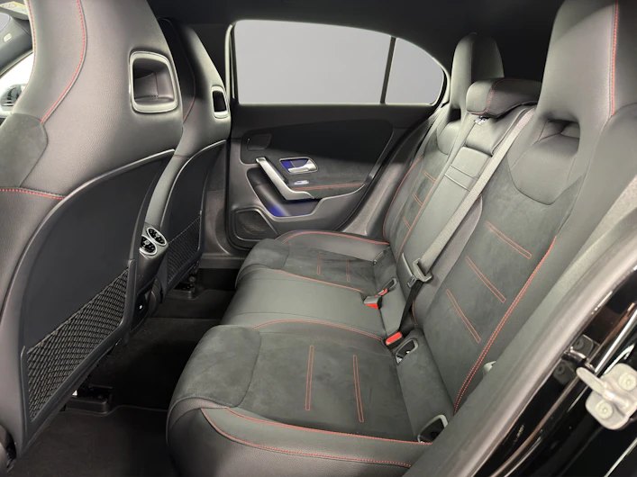 immagine del veicolo MERCEDES-BENZ A 180