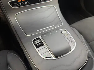 MERCEDES-BENZ E 220 d AMG Line 4matic