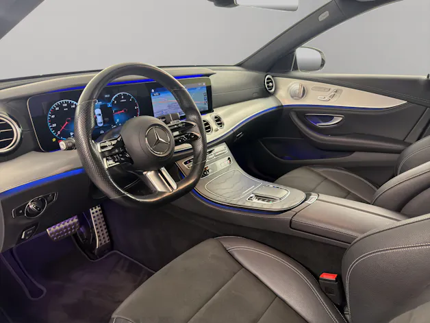 MERCEDES-BENZ E 220 d AMG Line 4matic