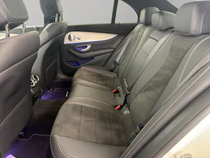 MERCEDES-BENZ E 220 d AMG Line 4matic