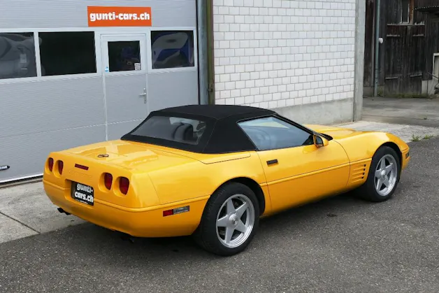 Chevrolet Corvette Convertible 5.7