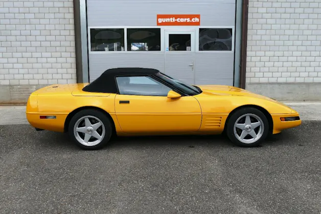 Chevrolet Corvette Convertible 5.7