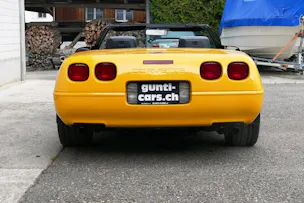 Chevrolet Corvette Convertible 5.7