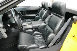 Chevrolet Corvette Convertible 5.7