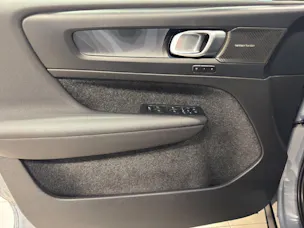 Volvo XC40 1.5 T5 PiH Ultimate Dark
