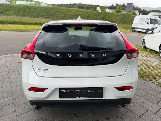 Volvo V40 2.0 D3 Momentum S/S
