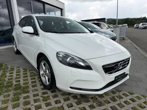 Volvo V40 2.0 D3 Momentum S/S