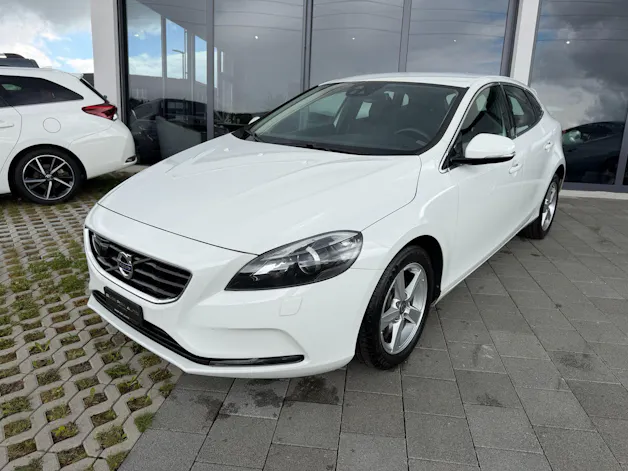 Volvo V40 2.0 D3 Momentum S/S