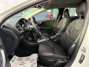 Volvo V40 2.0 D3 Momentum S/S