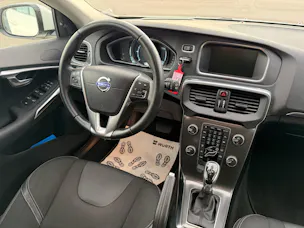 Volvo V40 2.0 D3 Momentum S/S