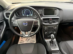 Volvo V40 2.0 D3 Momentum S/S