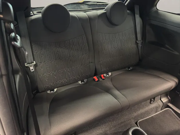 Fiat 500 1.0 Hybrid Swiss Edition