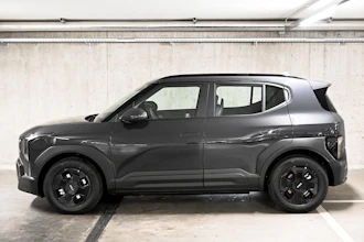 https://vehicle.imgix.net/4316676/66ee42c6-b27d-44fe-b0a2-6539c22d8ba2.jpg