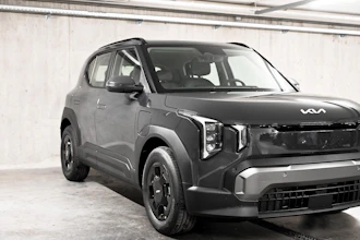 https://vehicle.imgix.net/4316676/7a5f8b87-ba27-4420-9f47-87b8c96e155a.jpg