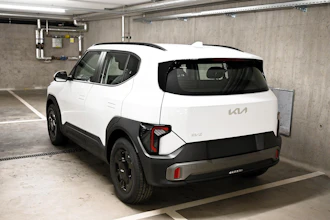 https://vehicle.imgix.net/4316678/20e7841e-76f9-4605-bcff-8083cf6fbb8e.jpg
