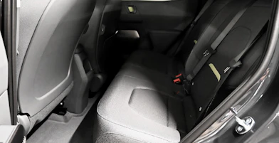 https://vehicle.imgix.net/4316682/16f86baa-e501-4ab4-9fac-0141dc7d6ed8.jpg