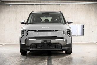 https://vehicle.imgix.net/4316683/994ea76c-5094-43b2-98e6-d3785031bc03.jpg