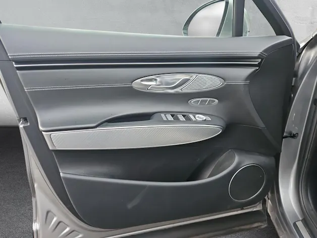 Genesis GV70 Sport 2.5T AT8 A TGDI (CH)